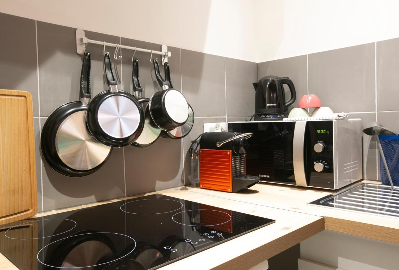 Authentic Apartment In Center Of Parisian Marais Екстер'єр фото